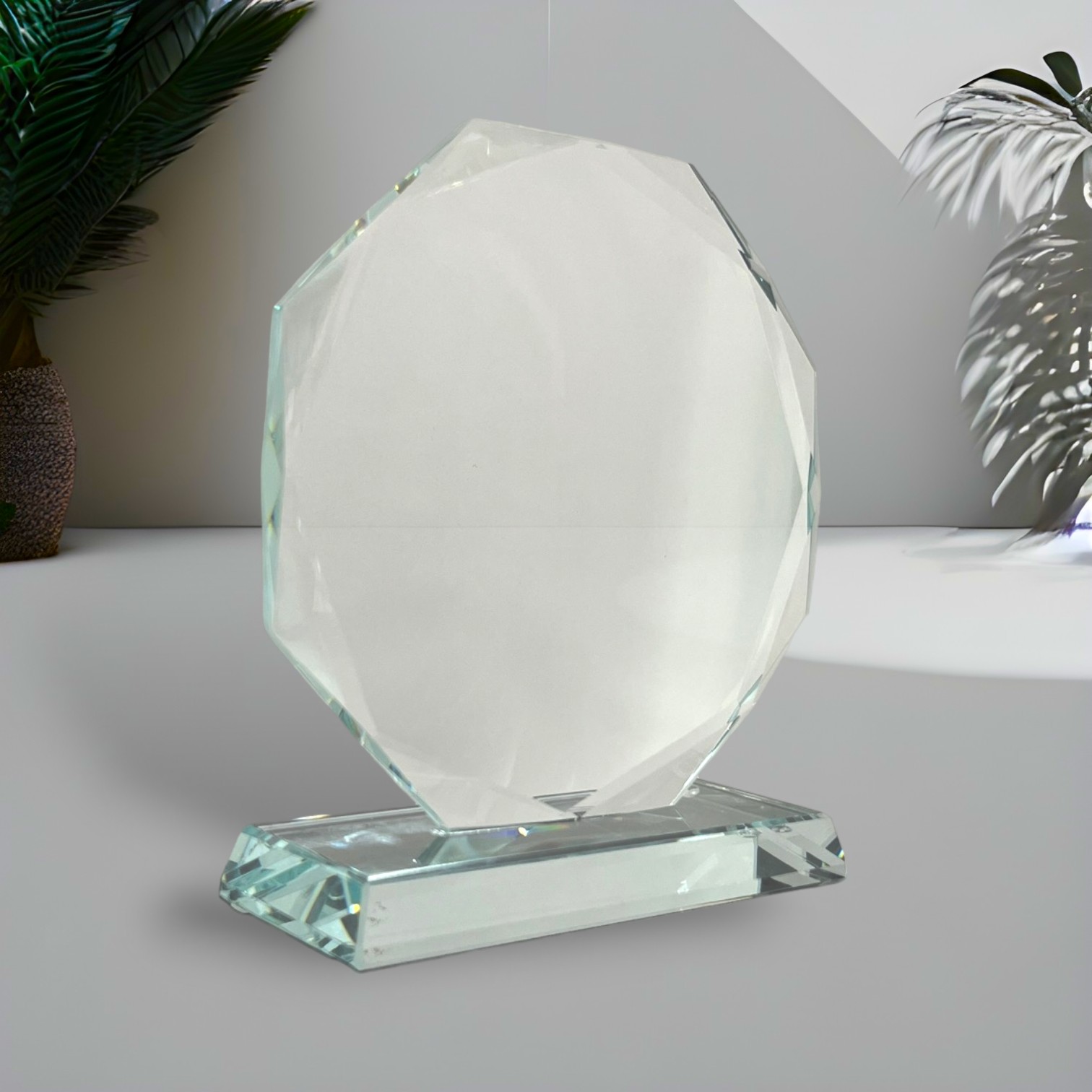 Kristály üvegplakett 11 cm (nyolcszög) egyedi gravírozott szöveggel vagy képpel