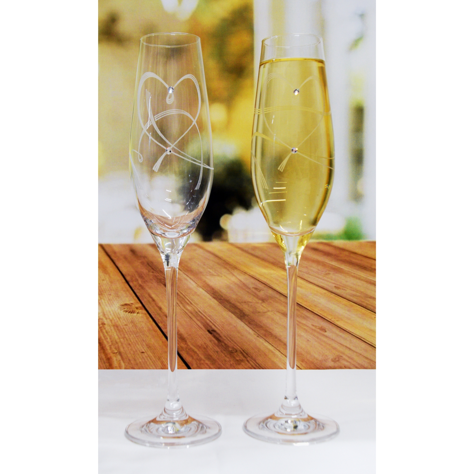 Pezsgős kristálypohár szett prémium kristályokkal, szív minta
